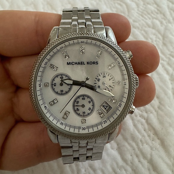 Michael Kors watch - Picture 4 of 6